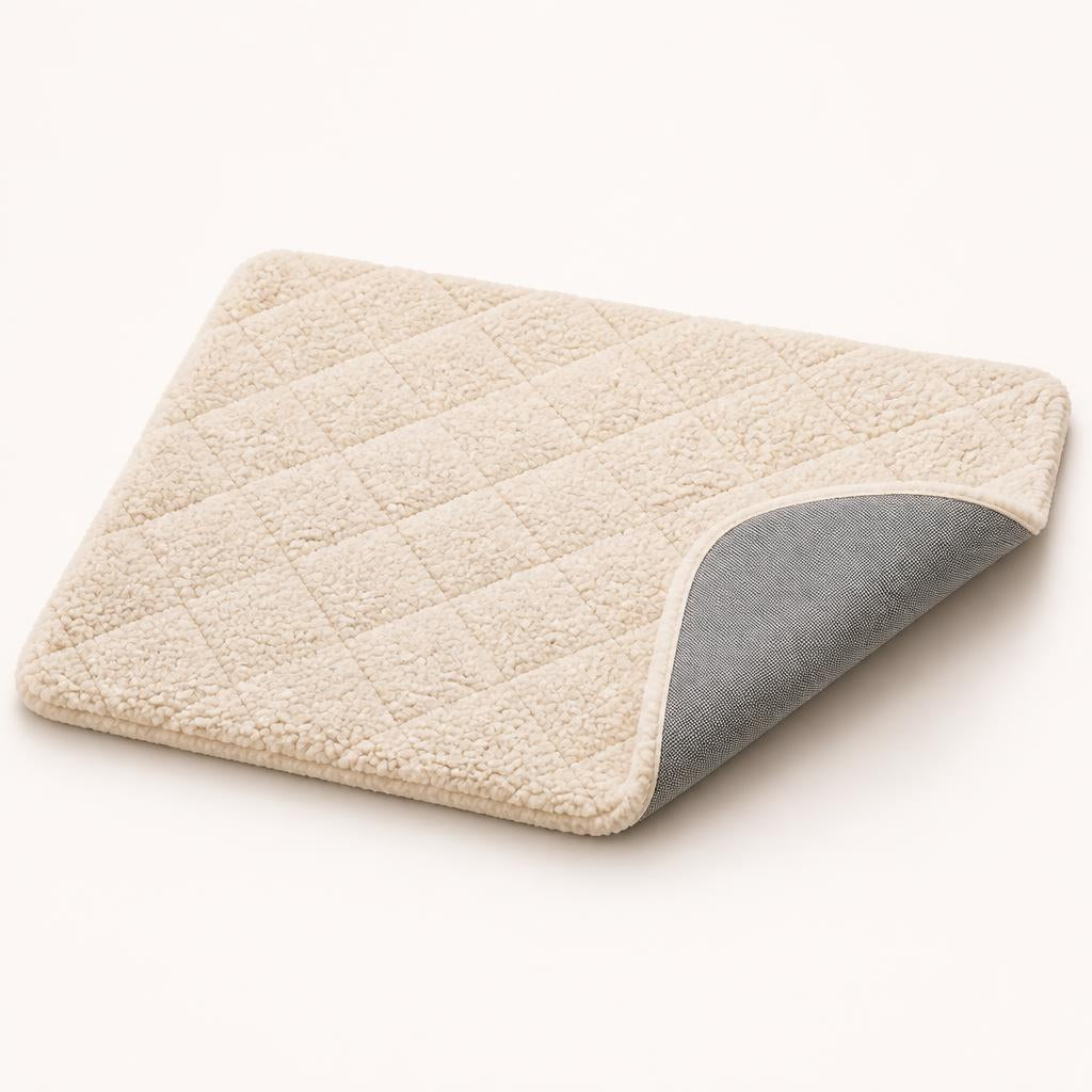 Self-warming pet mat